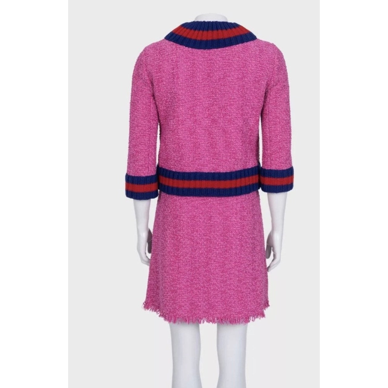 Gucci Pink Tweed Skirt Suit - Elegant & Versatile IT38/XS pre-owned