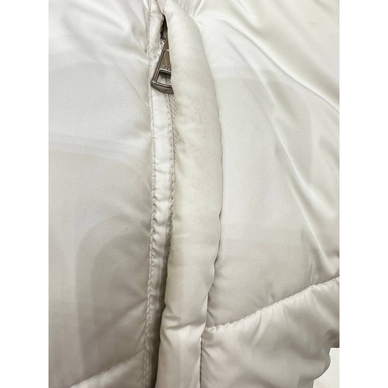 Gucci White Rose Collar Vest Puffer Jacket - Size 42 Pre-owned