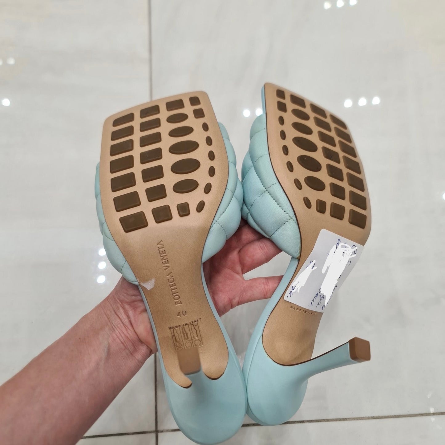 Bottega Veneta Light Blue Quilted Leather Lido Slide Sandals Sz.40 pre-owned