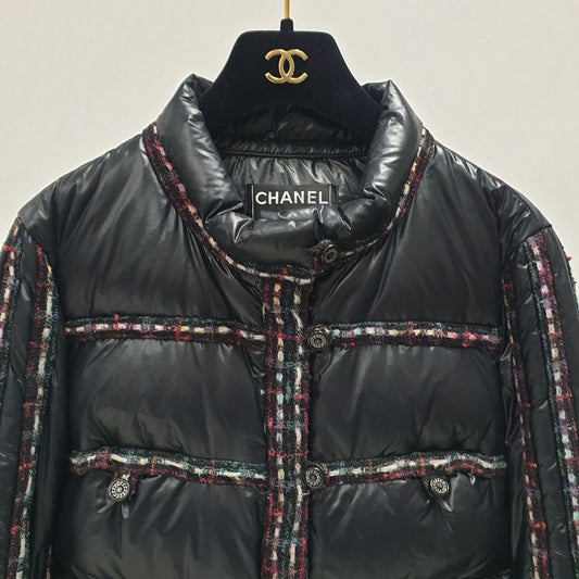 Vintage Black Puffer Jacket with Multicolored Tweed  Sz.36 Pre-owned