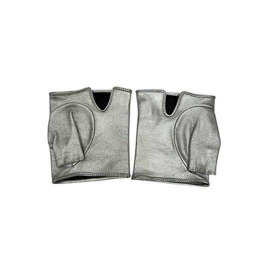 CHANEL CC Logo Metallic Silver Fingerless Gloves - Size 7 Pre-owned