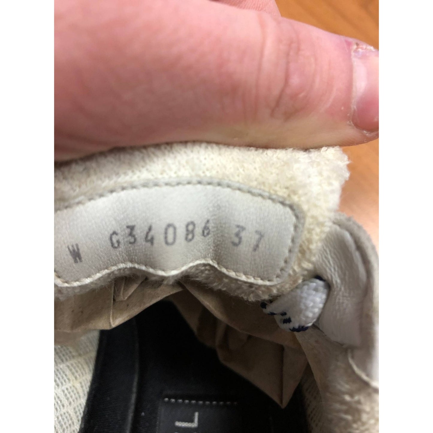 Chanel White Textile Sneakers - Size 37 Pre-owned