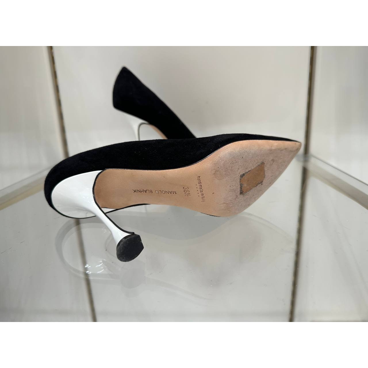 Manolo Blahnik Black Velvet Pumps with White Heels Sz.36.5 Pre-owned