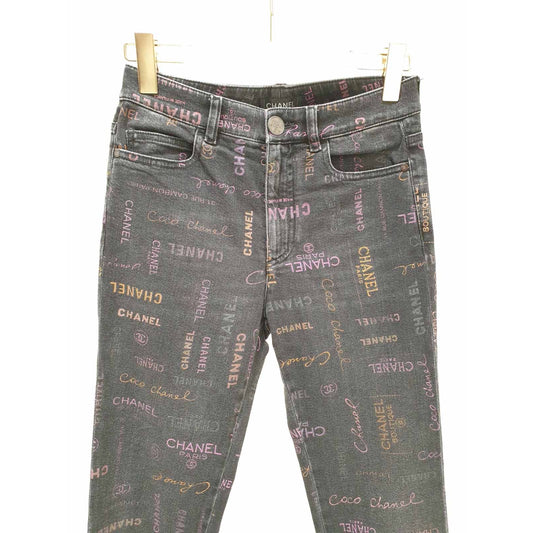 Chanel 2022 Graffiti Logo Printed Denim Jeans - Size 36 pre-owned