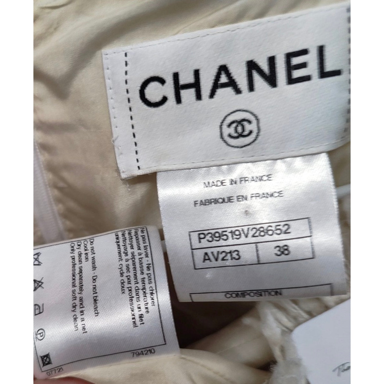 Chanel 2010 White Wool Dress Sz.38 Pre-owned