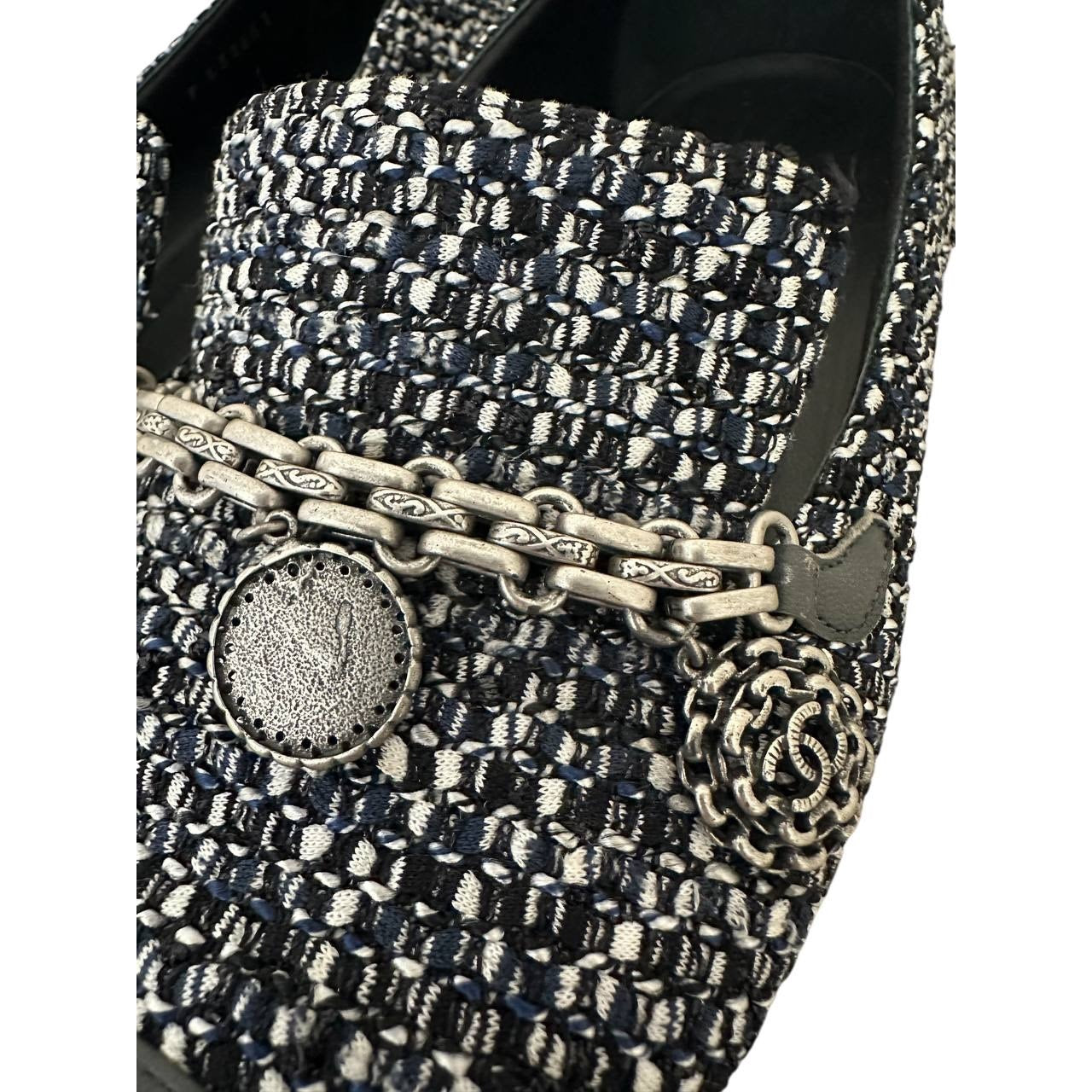 Chanel Tweed Chain Cap-Toe Loafers Sz 37.5 Pre-owned