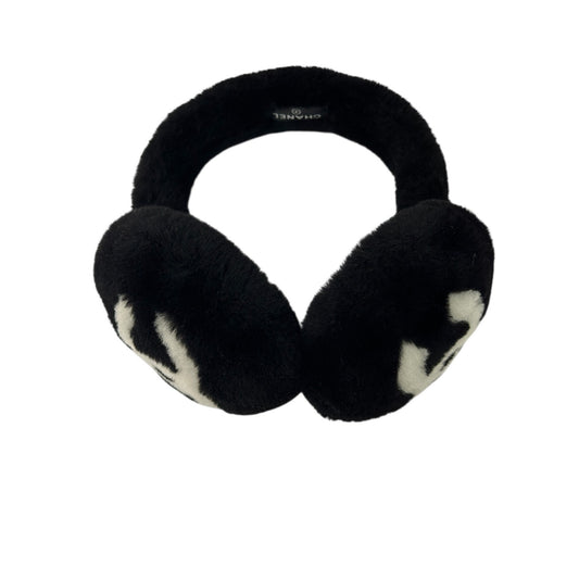 Chanel 2025 CC Shearling Black & White Earmuffs Pre-owned