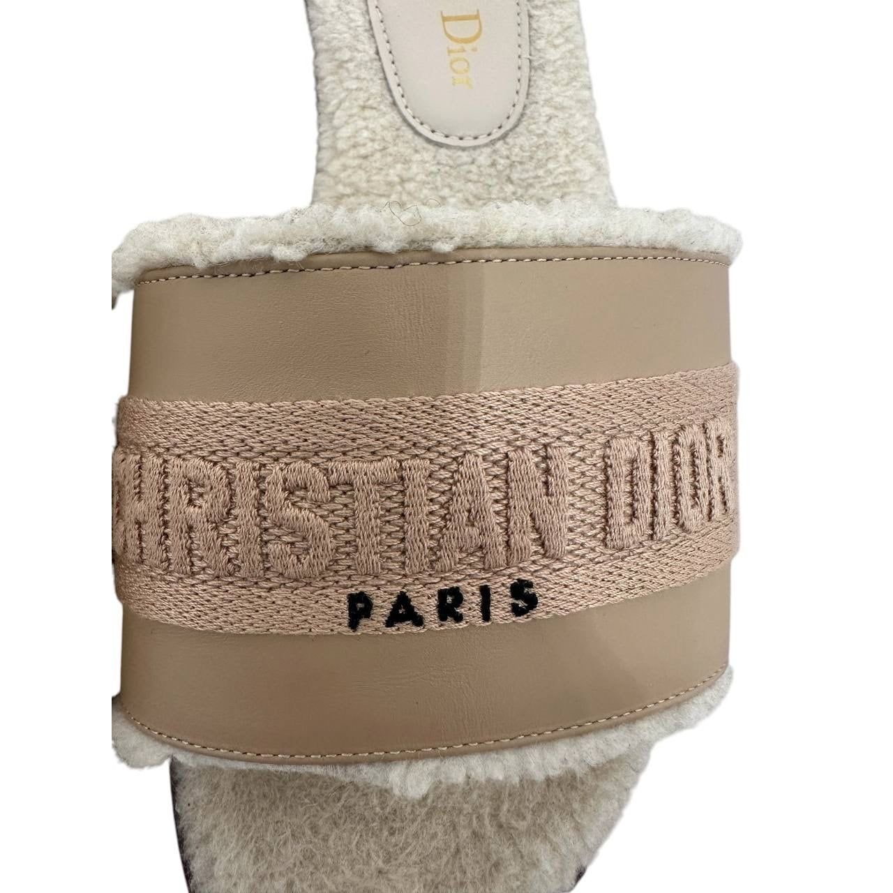 Christian Dior Dway Beige Suede Shearling Flat Sandals 37 pre-owned