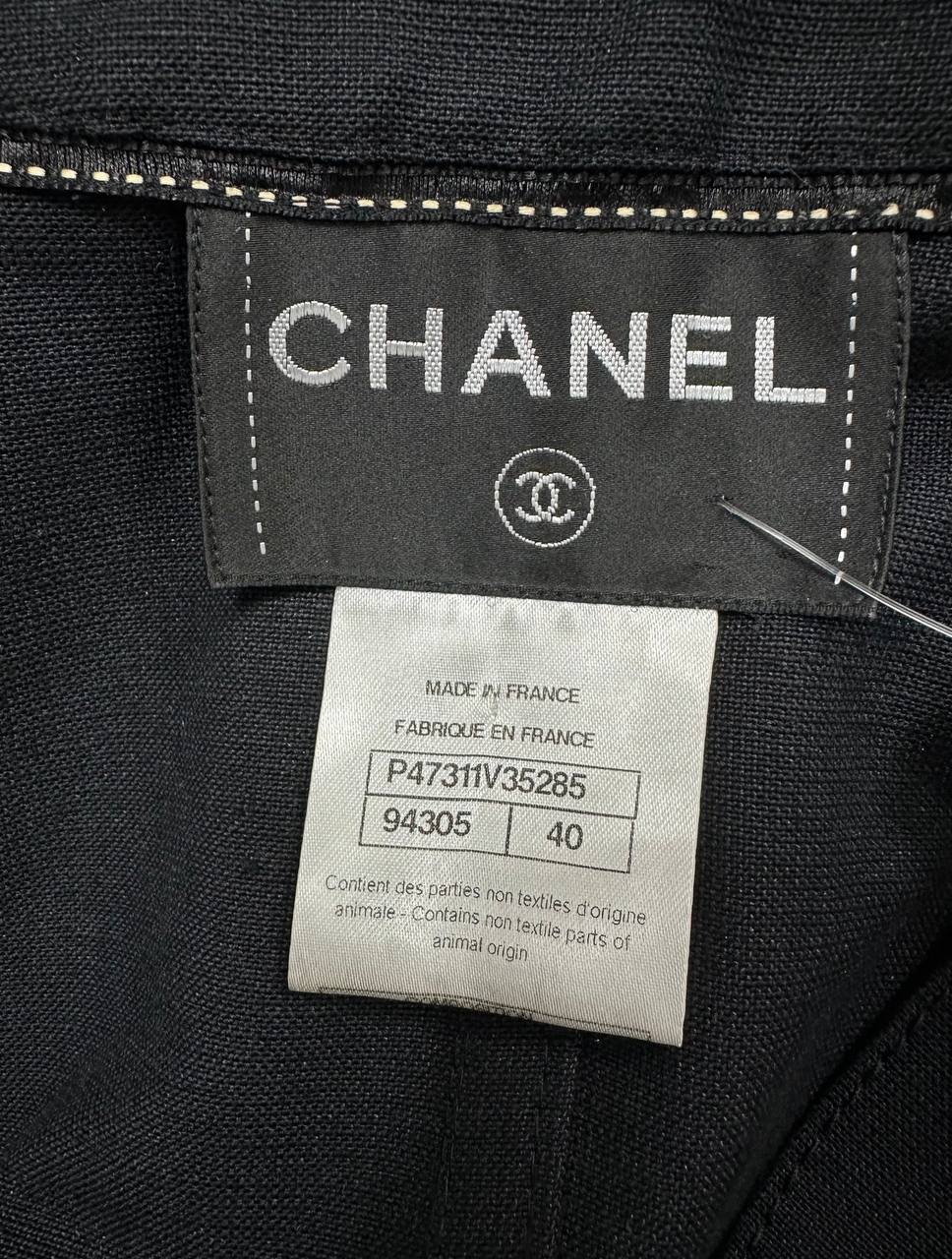 Minimalist silhouette with accent detailing