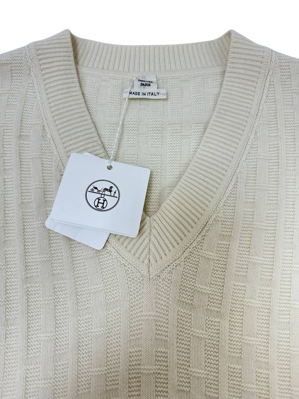 Wool knitted set with short sleeves