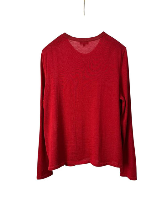 Cashmere pullover with brooch