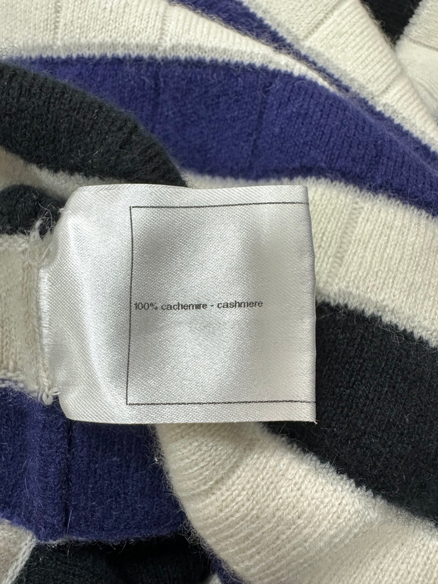 Striped cashmere top with short sleeves