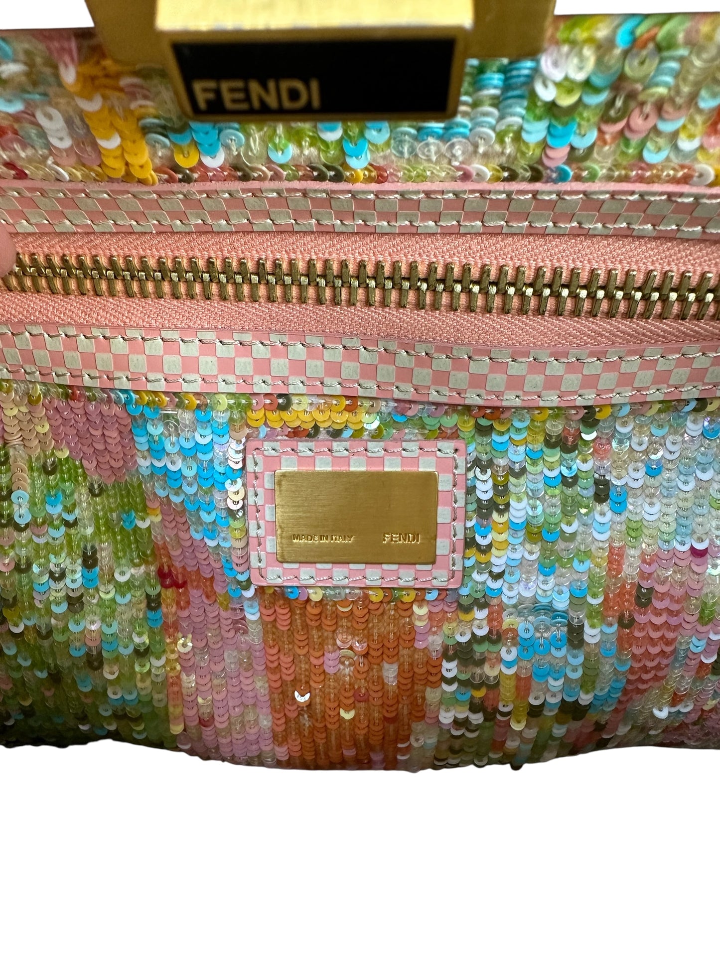 Patent leather bag with sequins