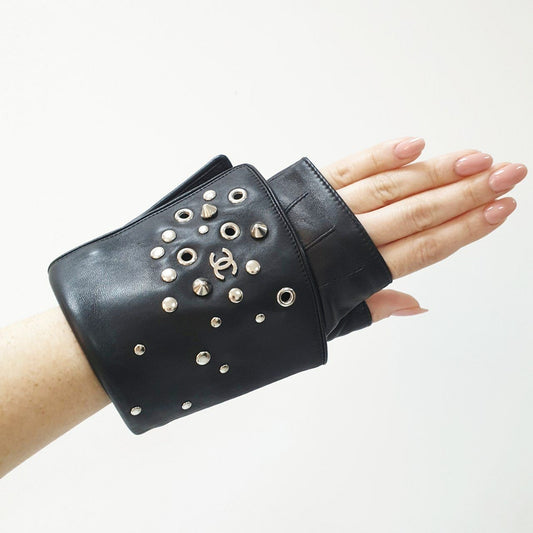 CHANEL Leather Motorcycle Glove Single Right Hand Studded Long Mittens Sz.8