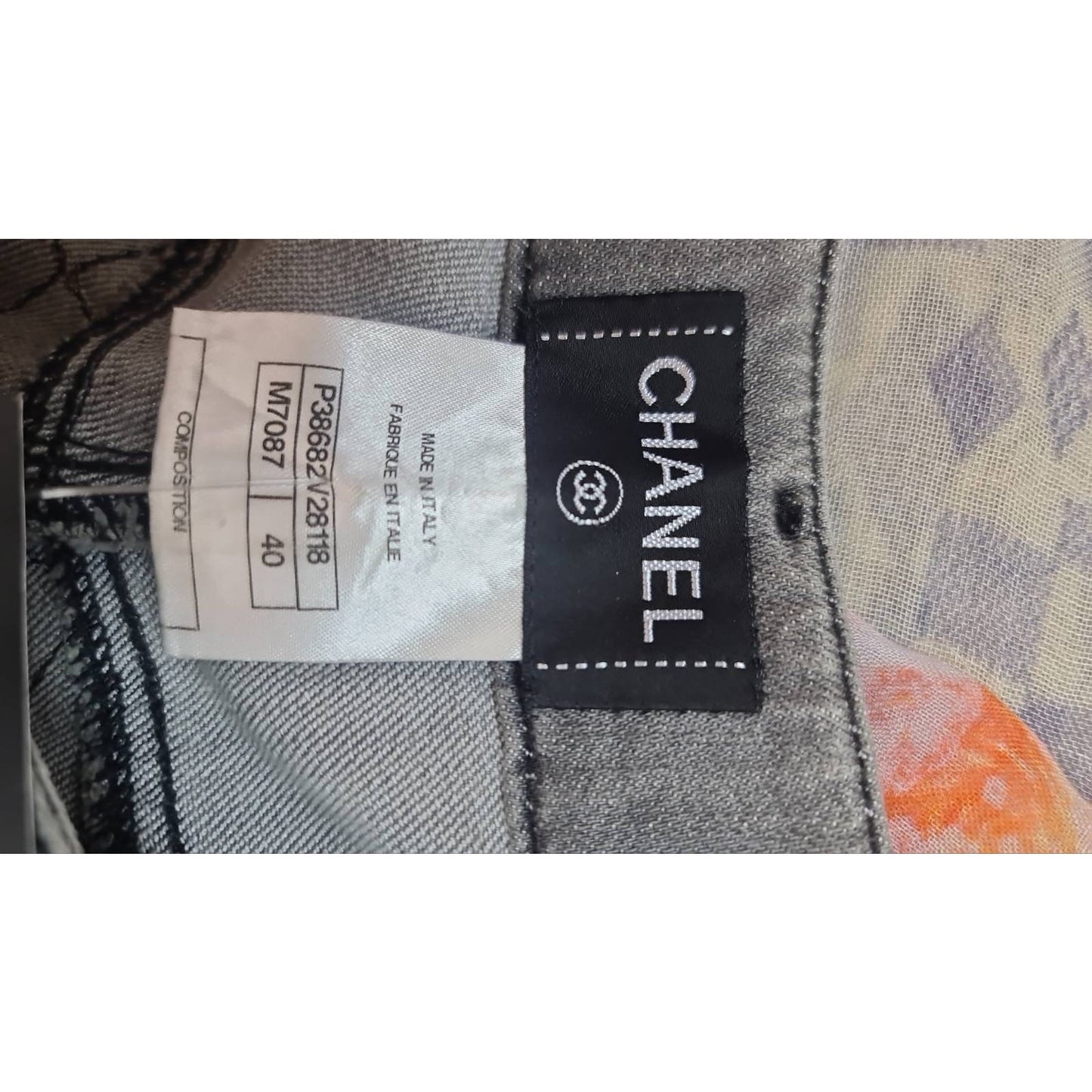 Chanel Quilted Skinny Jeans Sz.40 Pre-owned