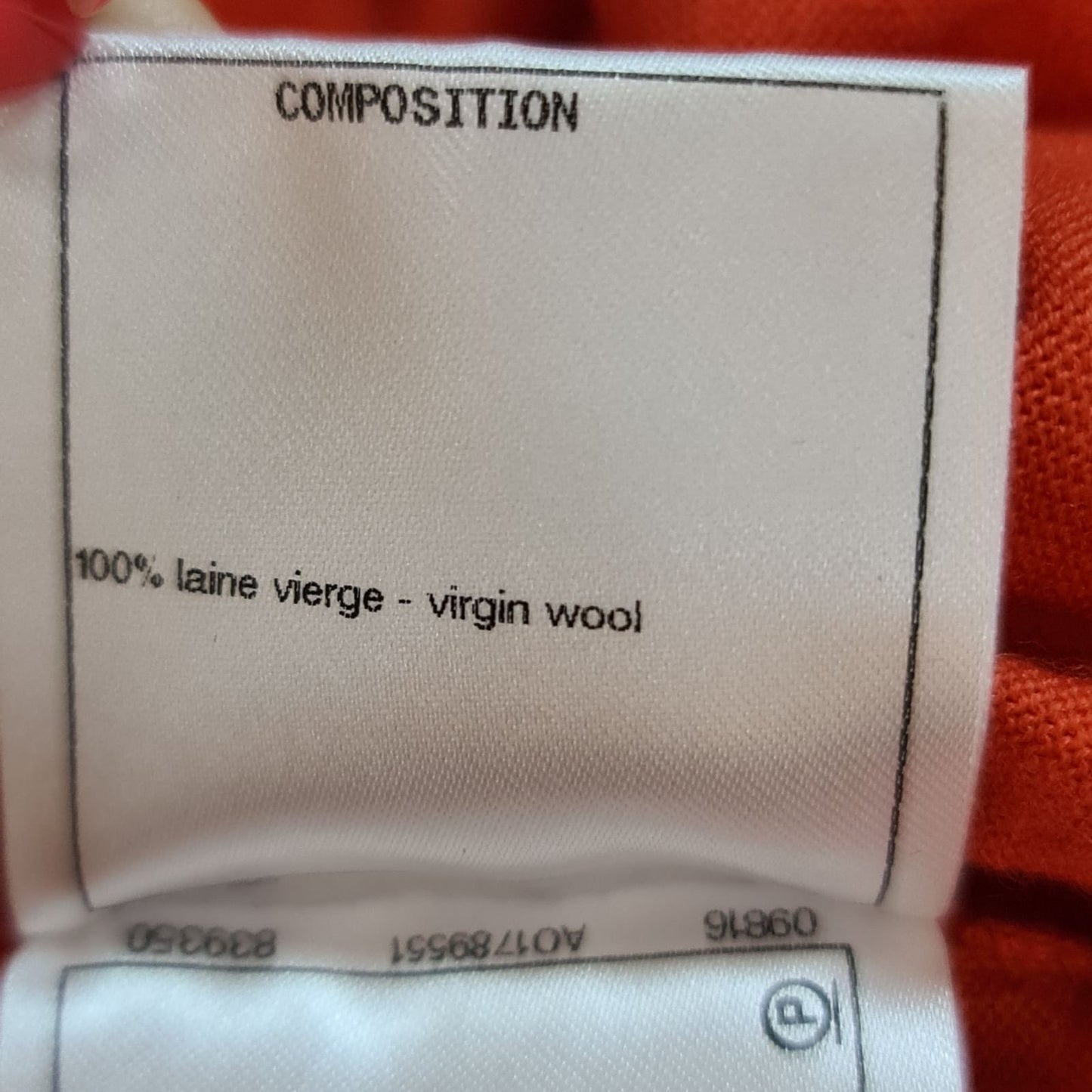 NWT Chanel Coral Red CC Buttons Jersey Top Sz.40 pre-owned