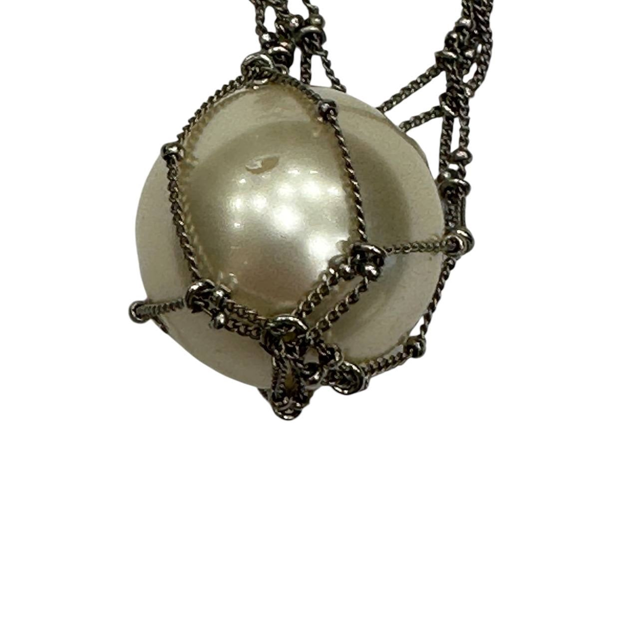 Chanel 2014 Pearl Pendant Necklace Silver Tone pre-owned