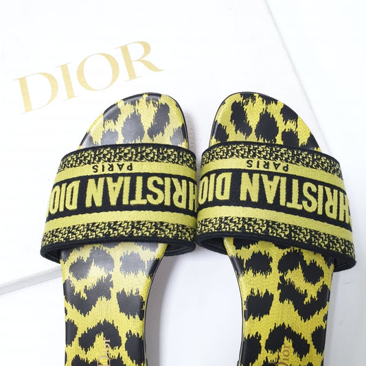 Dior Dway Slide Sandals Lime Pop Leopard Print Sz.38 pre-owned