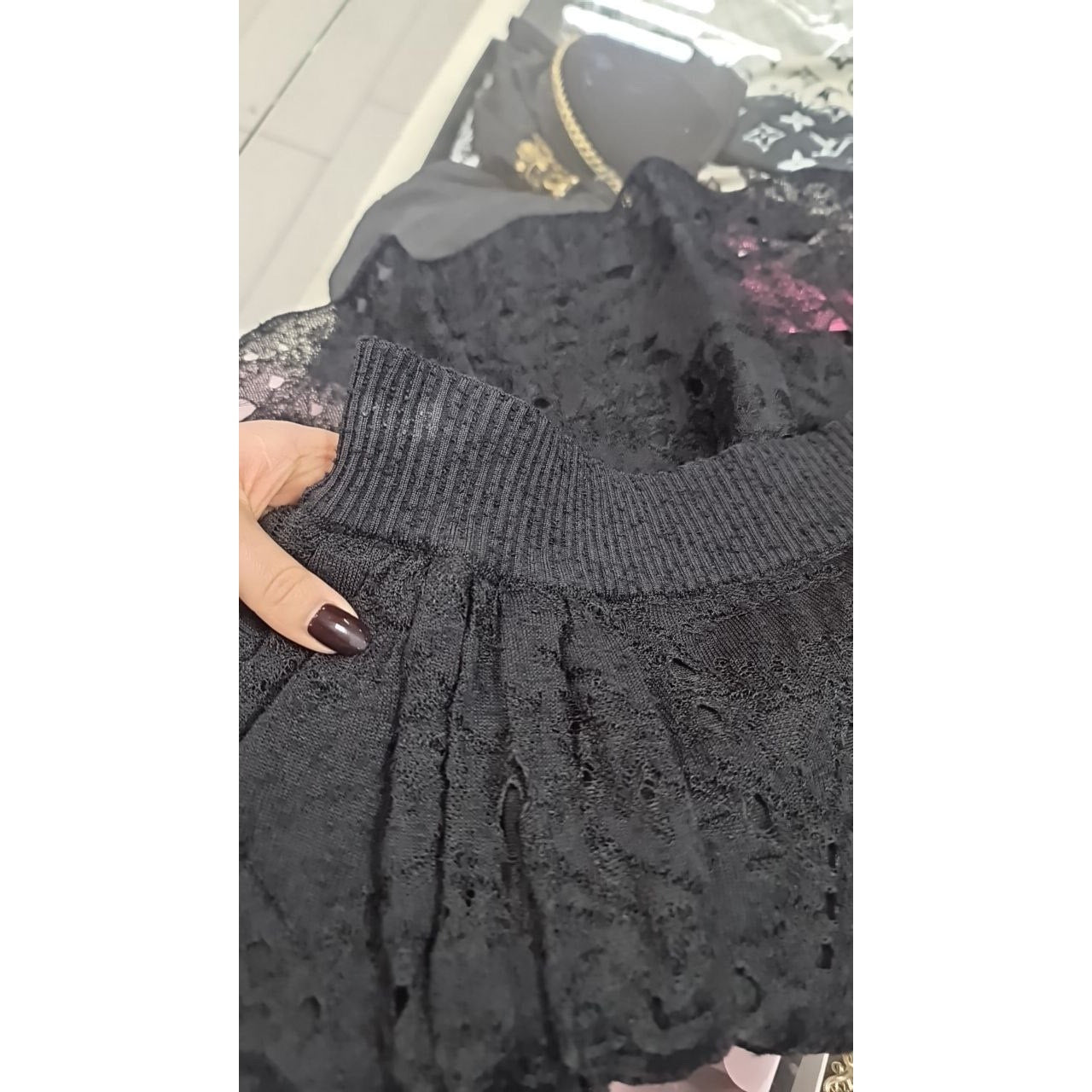 Chanel – ajour midi skirt in viscose Sz.46