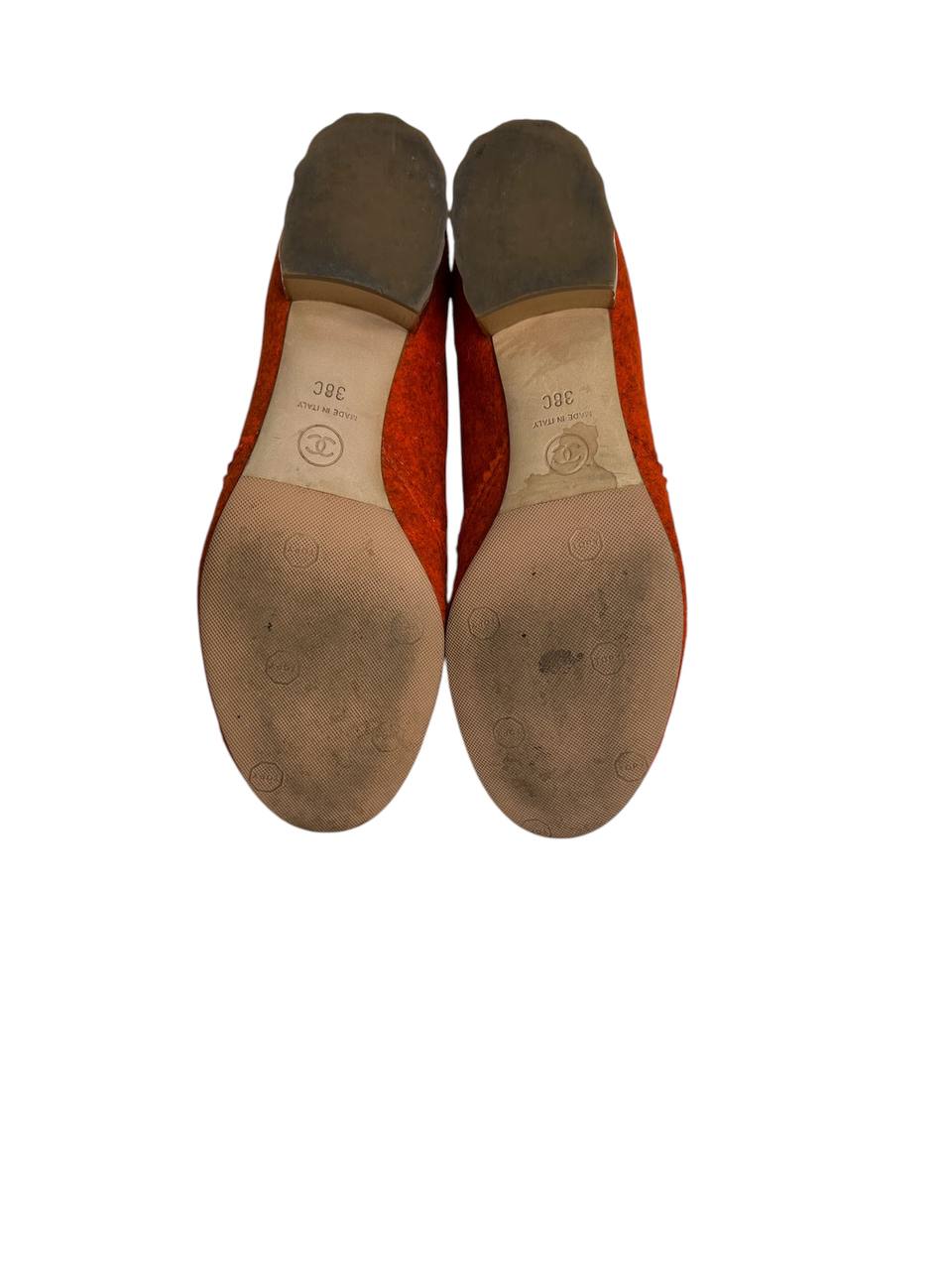 Paris–Salzburg red wool ankle boots with gold heel