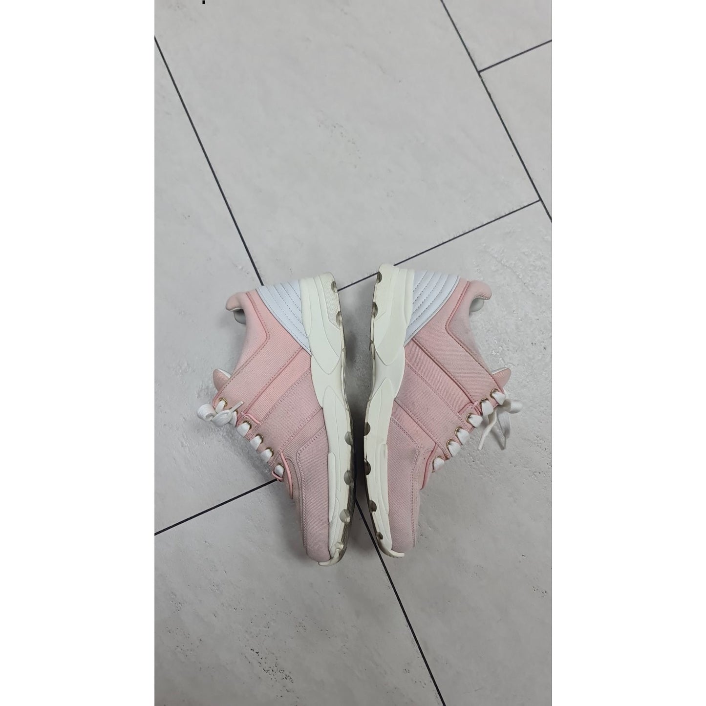 Chanel Pink Sporty Sneakers Sz.38 Pre-owned