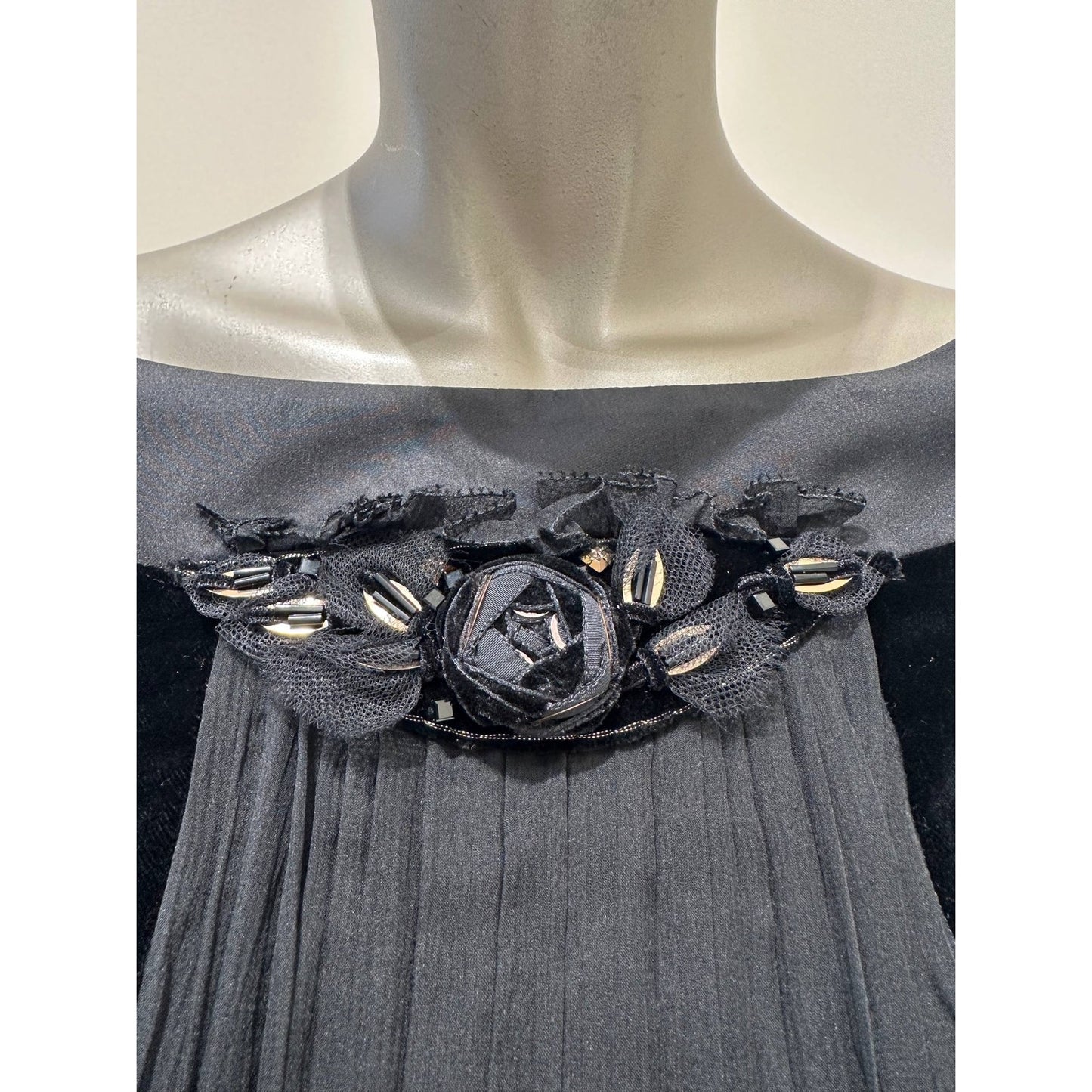 Louis Vuitton Black Silk Pleated Chain Embellished Dress Sz.36 Pre-owned