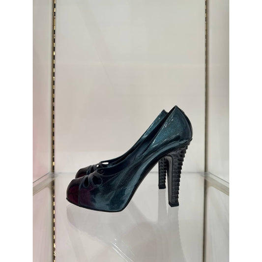 Chanel Patent Leather Pumps Size 39 Pre-owned