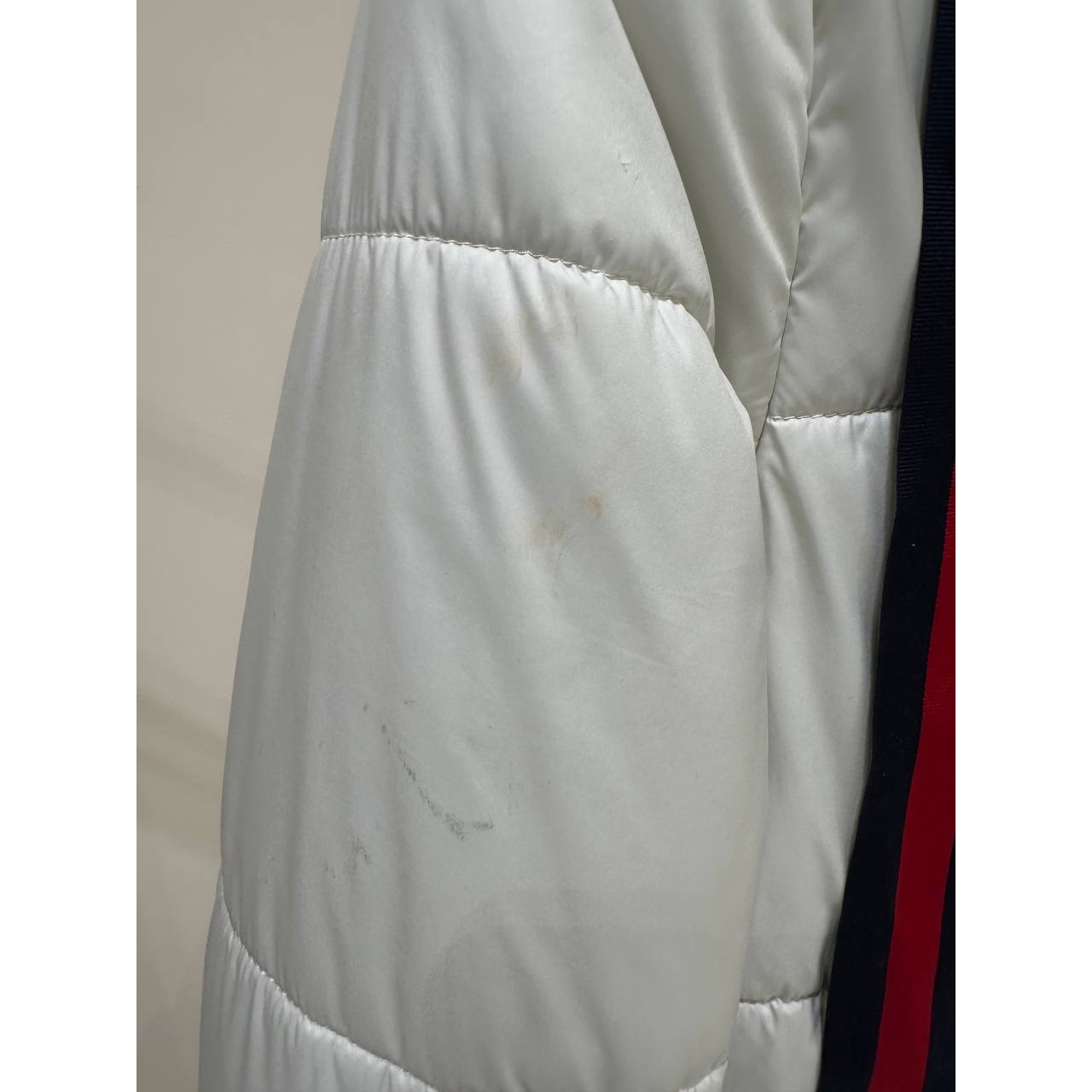 Gucci White Rose Collar Vest Puffer Jacket - Size 42 Pre-owned