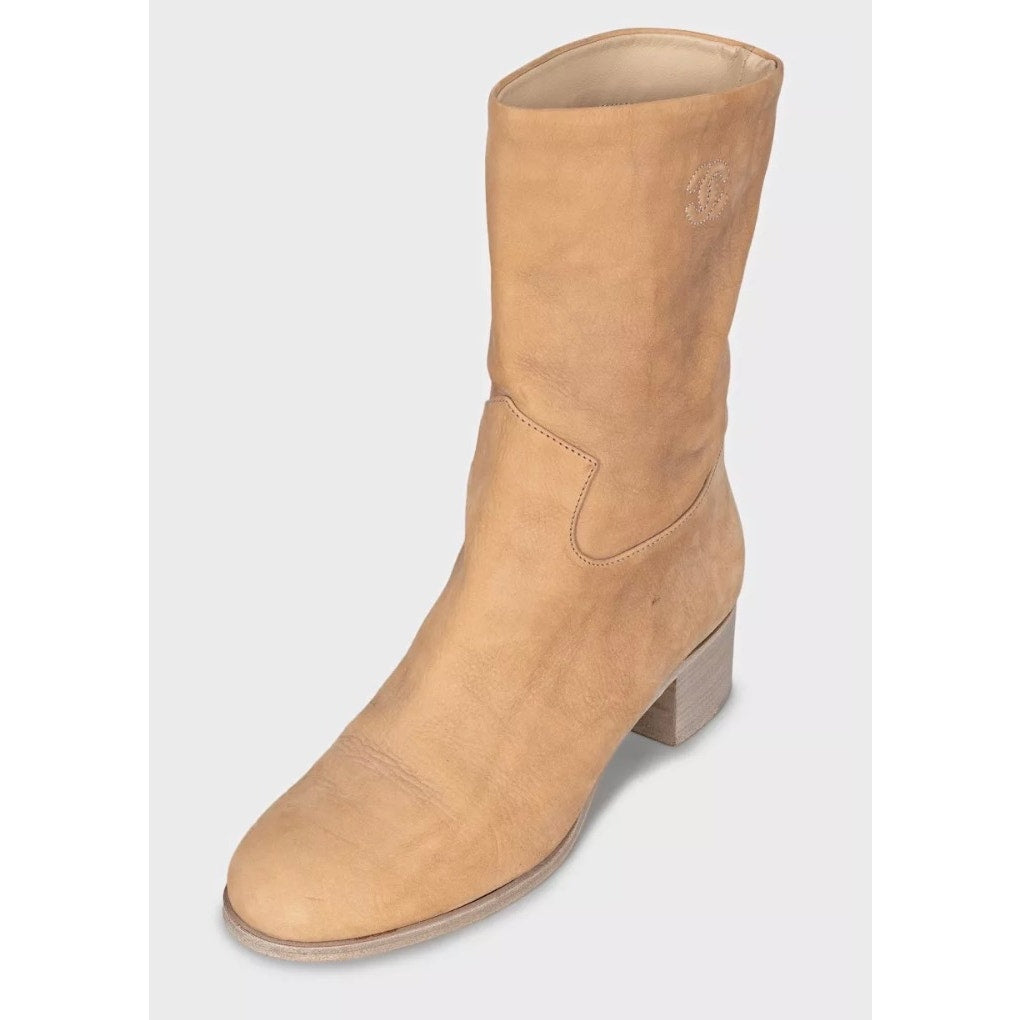 Chanel Brown Leather Heeled Ankle Boots - Size 38.5 Pre-owned