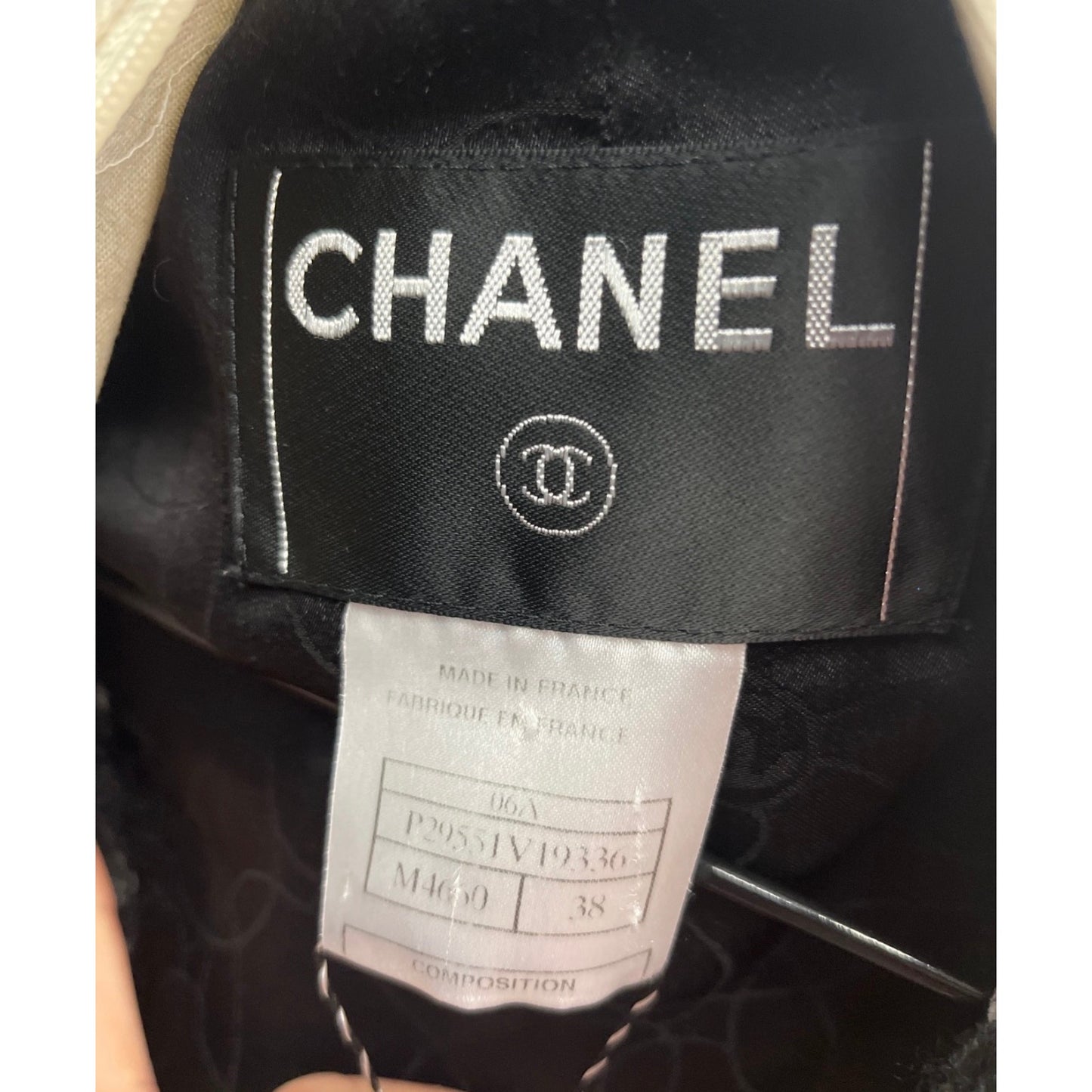 Chanel Vintage Black Tweed Fitted Jacket, Sz 38/M Pre-owned