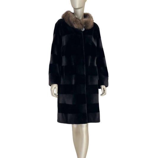 Diamond Faux Furs Luxury Italian Platinum Coat - Size L Pre-owned
