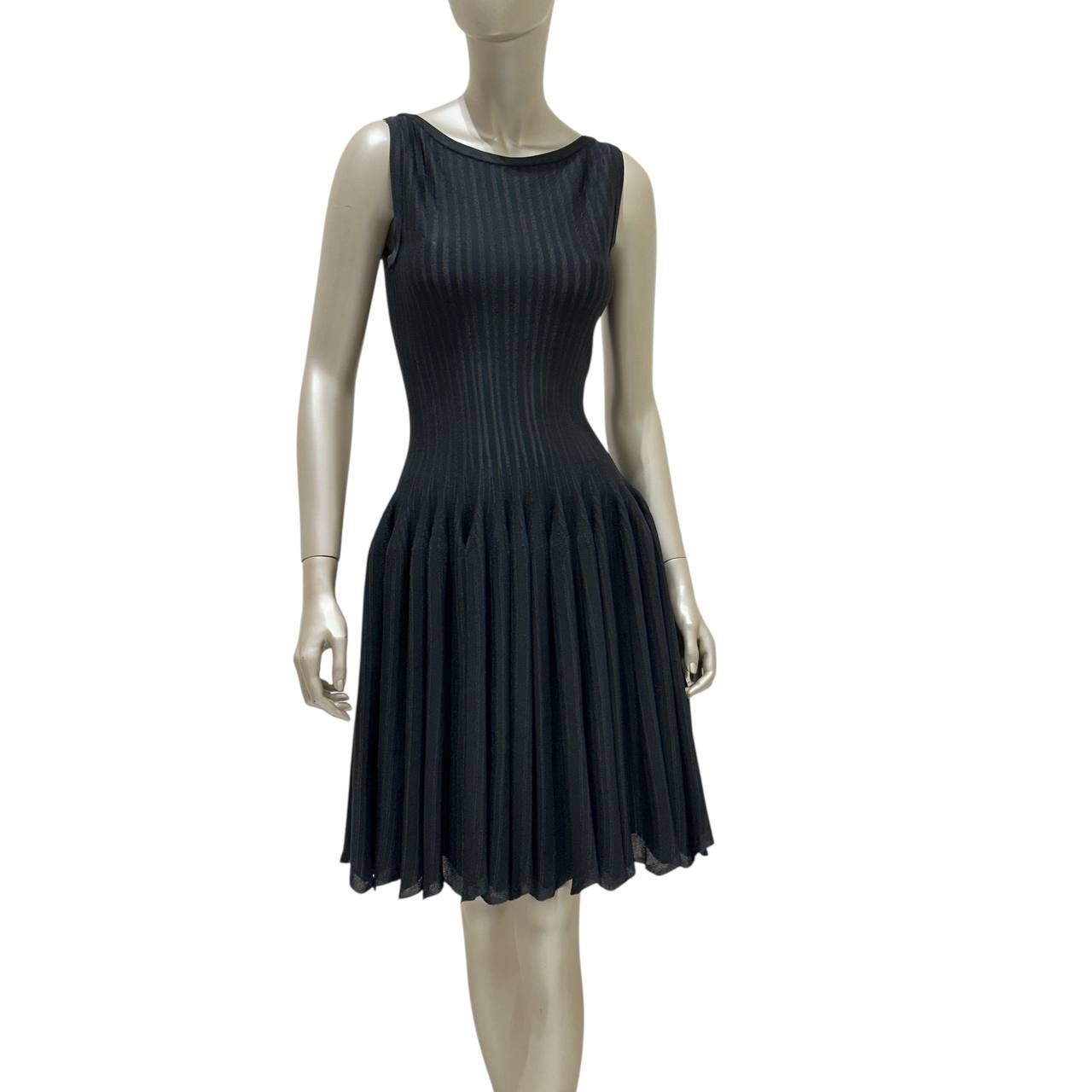 Alaïa Black Viscose Pleated Mini Dress - Size 38 Pre-owned