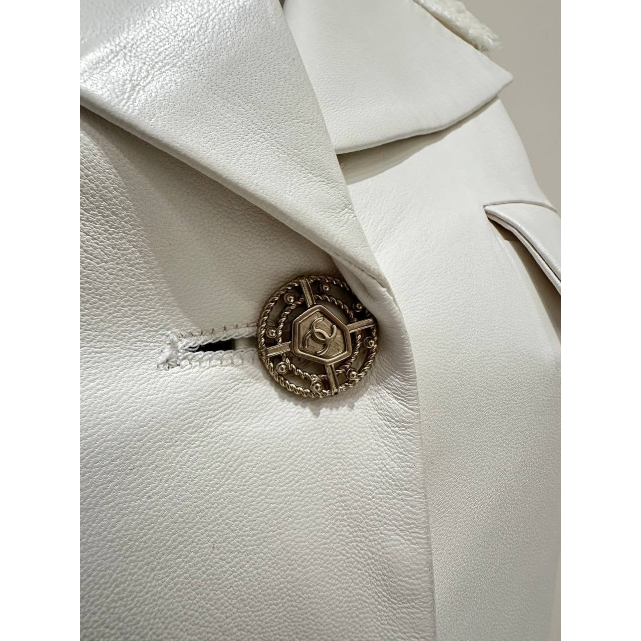 Chanel White Lamb Leather & Tweed Coat  FR 36 Pre-owned