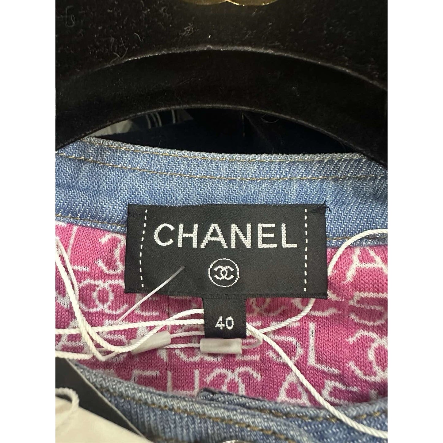 NWT CHANEL 20P Denim Jacket Sz.40 Pre-owned