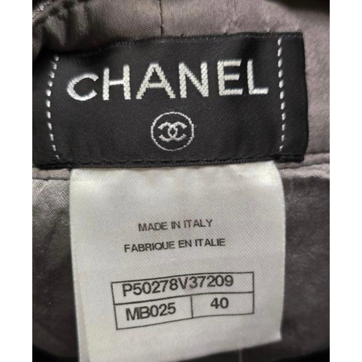 Chanel Black Tapered Trousers with Zipper Cuffs Sz.40 Pre-owned