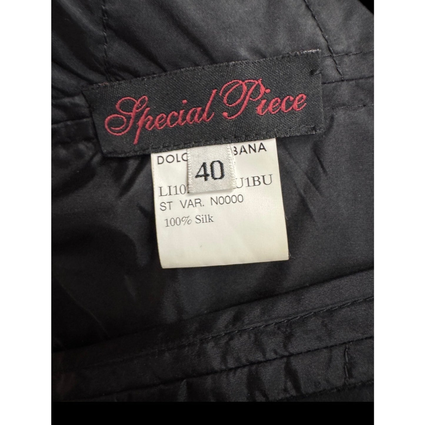 Dolce & Gabbana Black Silk Pleated Suit - IT40/S pre-owned
