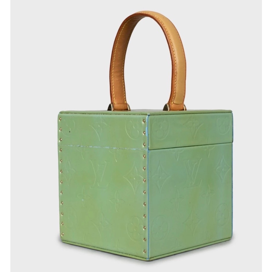 Louis Vuitton Bleecker Box Green Monogram Vernis Handbag Pre-owned