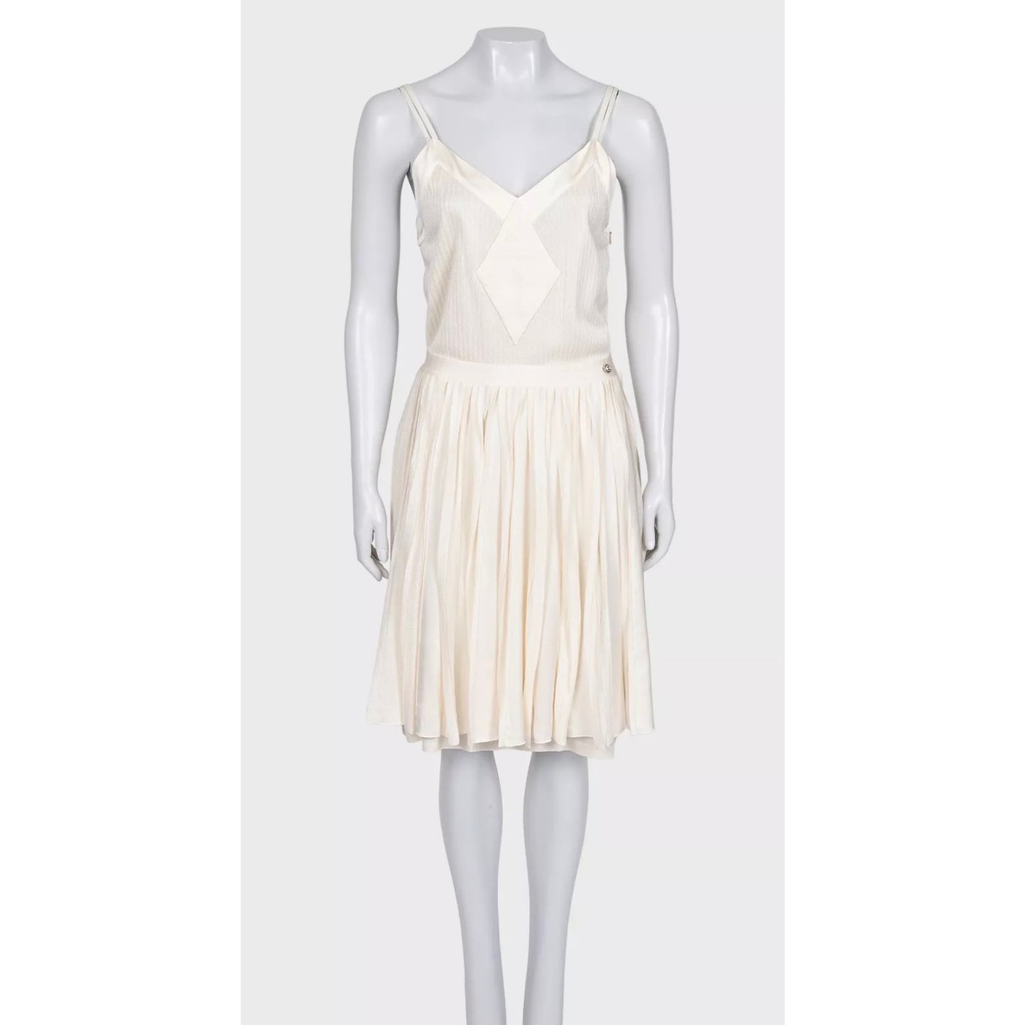 Stunning Chanel White Dress Sz.40 | L Pre-owned