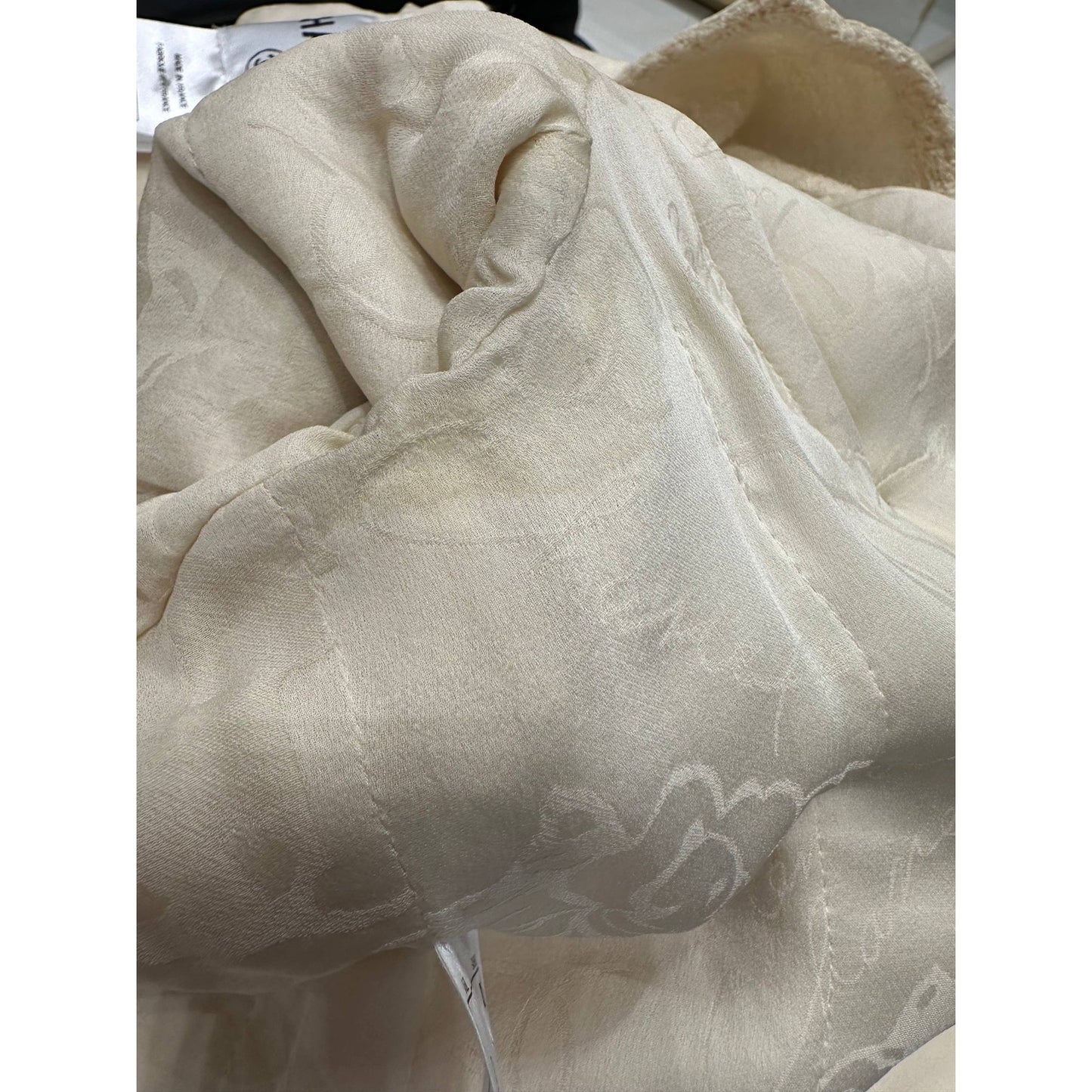 Chanel Camellia Cream Tweed Jacket Sz.38 pre-owned