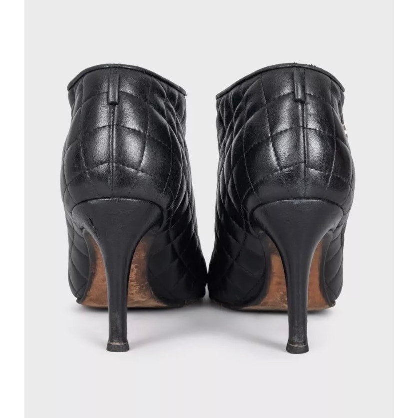 CHANEL Black Quilted Leather Zip Ankle Boots 37.5 Pre-owned