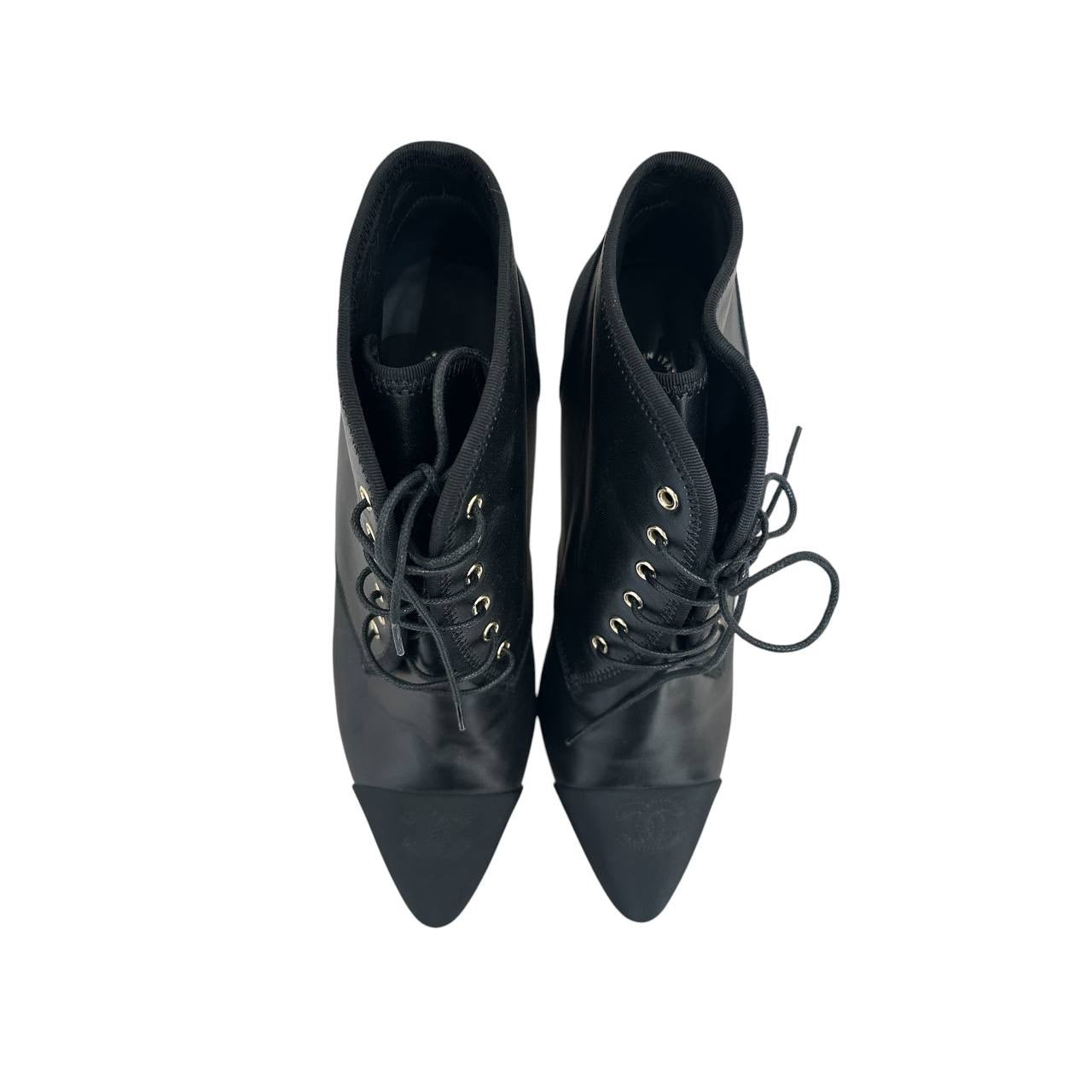 CHANEL Black Leather Chain Ankle Boots – EU 41 Pre-owned