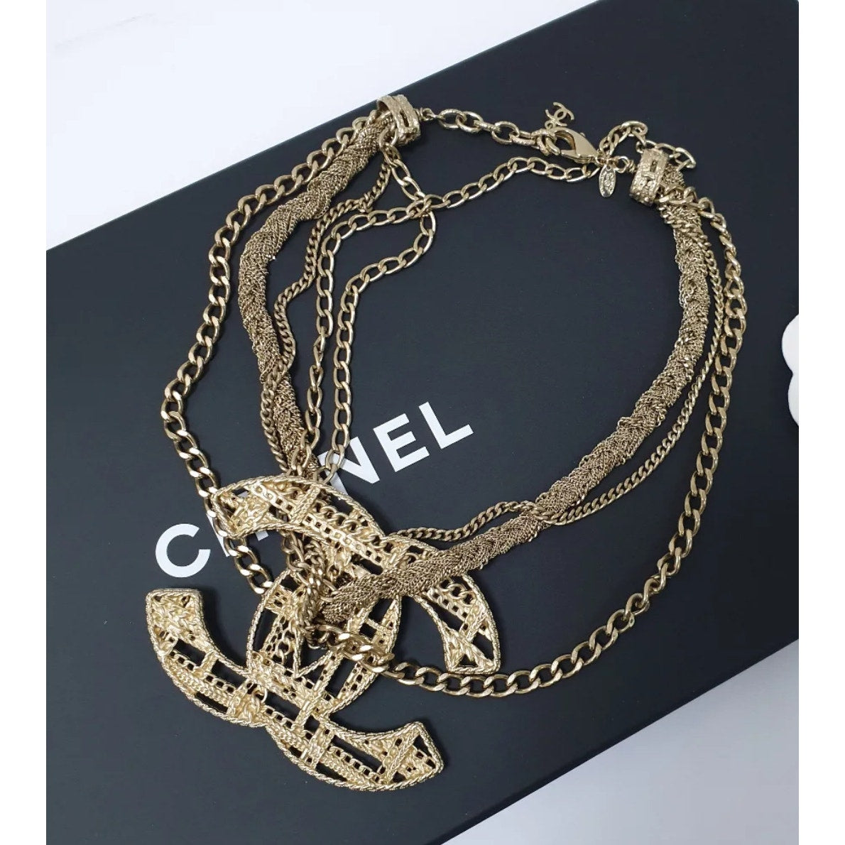 Chanel Goldtone Metal Chain CC Choker Necklace Pre-owned