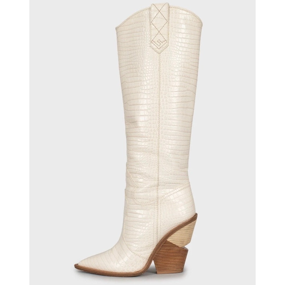 Fendi White Leather Asymmetrical Heel Boots - Size 39 Pre-owned