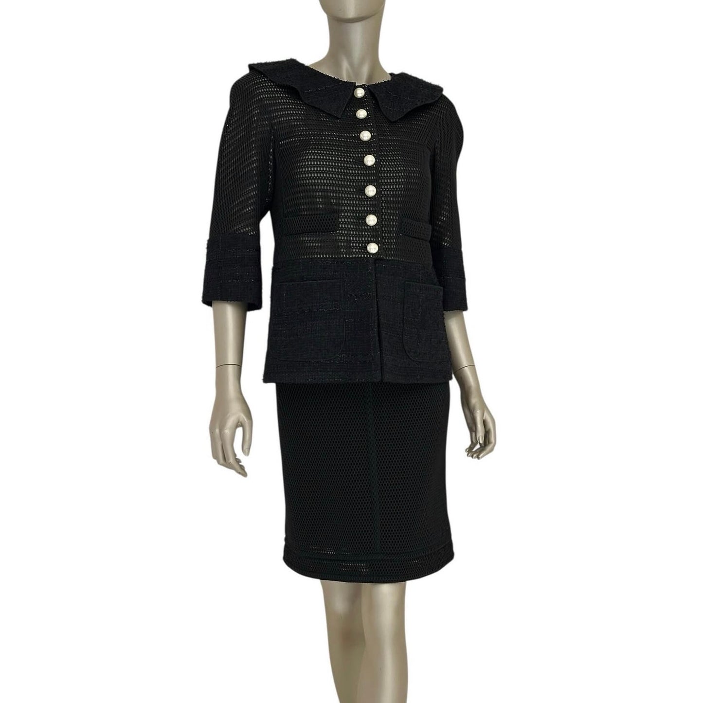 Elegant Chanel Black Tweed Skirt Suit - Sz 38/40 Pre-owned