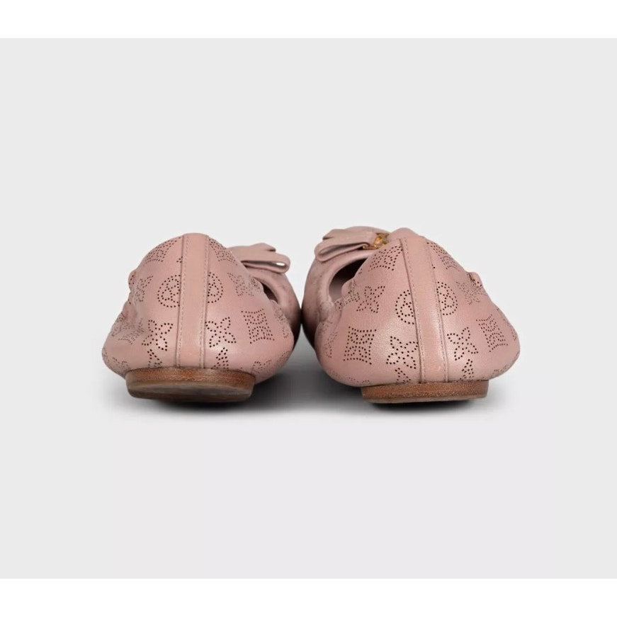 Louis Vuitton Pink Perforated Leather Flats - Size 40 Pre-owned