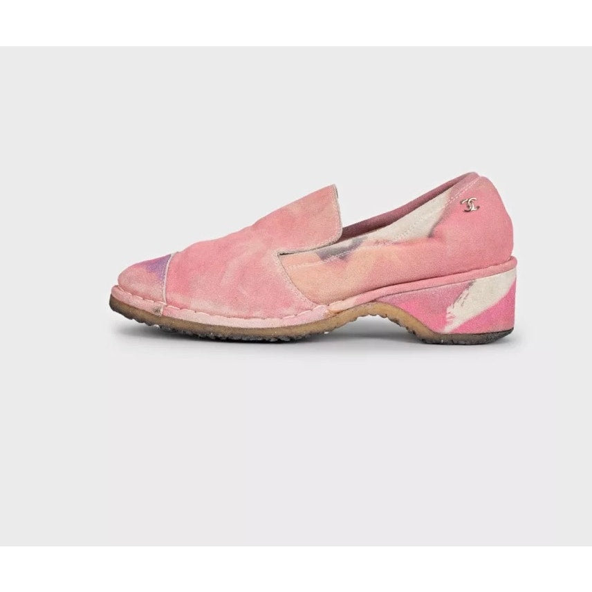Chanel Pink Suede Pumps with Iconic Logo - Size 38 Pre-owned