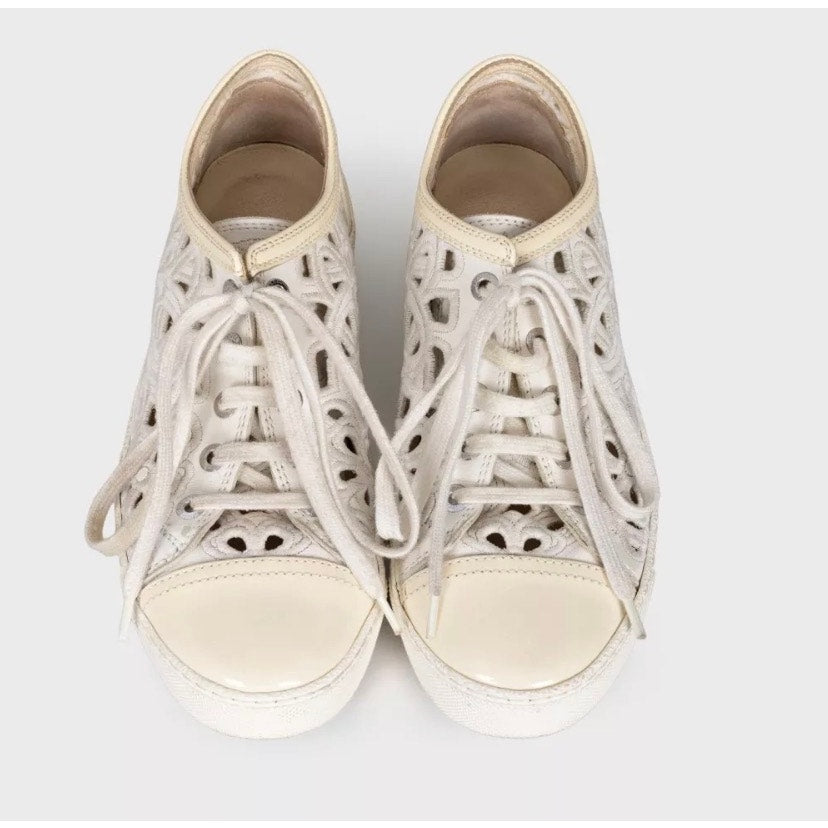Chanel White Perforated Logo Low-Top Sneakers Sz. 35.5 pre-owned