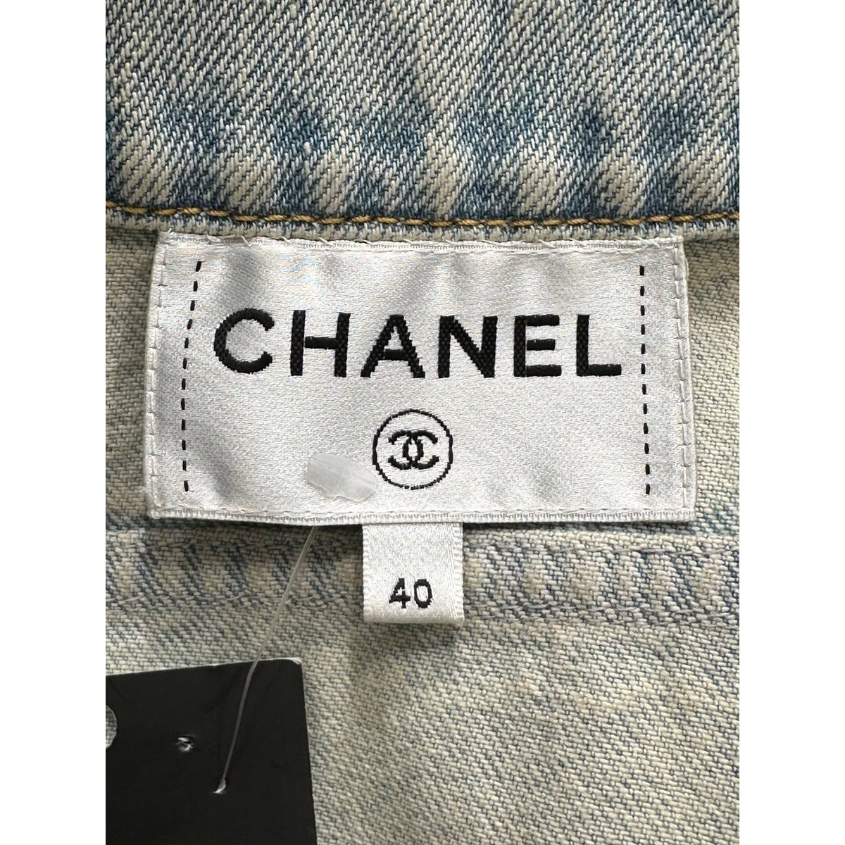 CHANEL 21С Light Blue Denim Overshirt Jacket, FR 40 pre-owned