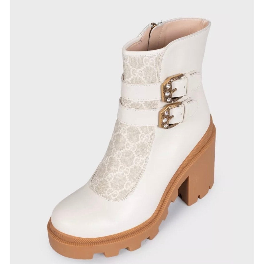 Gucci White Leather Ankle Boots with Buckle Detail Sz.38.5 pre-owned