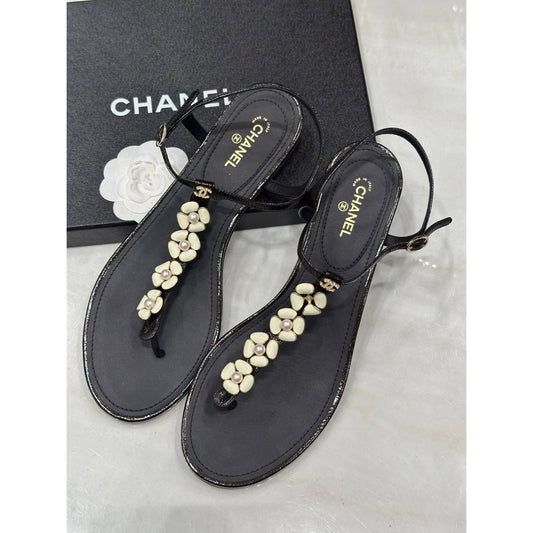Chanel Black Flower Pearl Thong Sandals - EU 41 Pre-owned